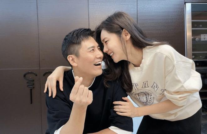 解惑蜗牛,18岁女生跟24岁男生谈恋爱会适合吗?问答平台